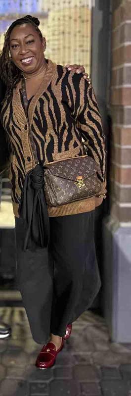 Review Thumbnail Image 0 239902701