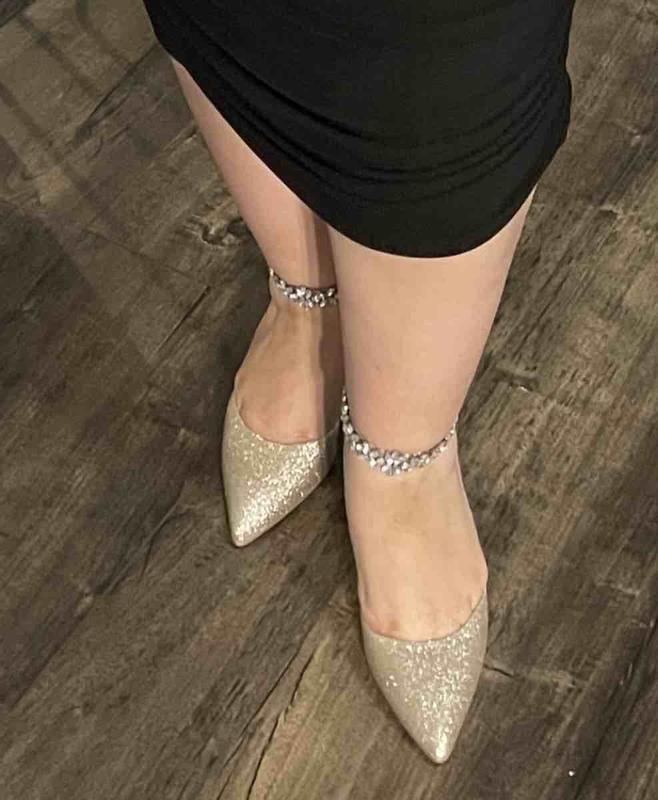 I love these! but be careful with how you walk.