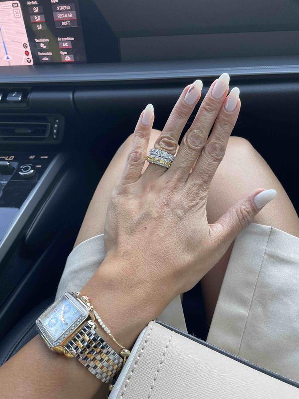 Review Thumbnail Image 0 209942211