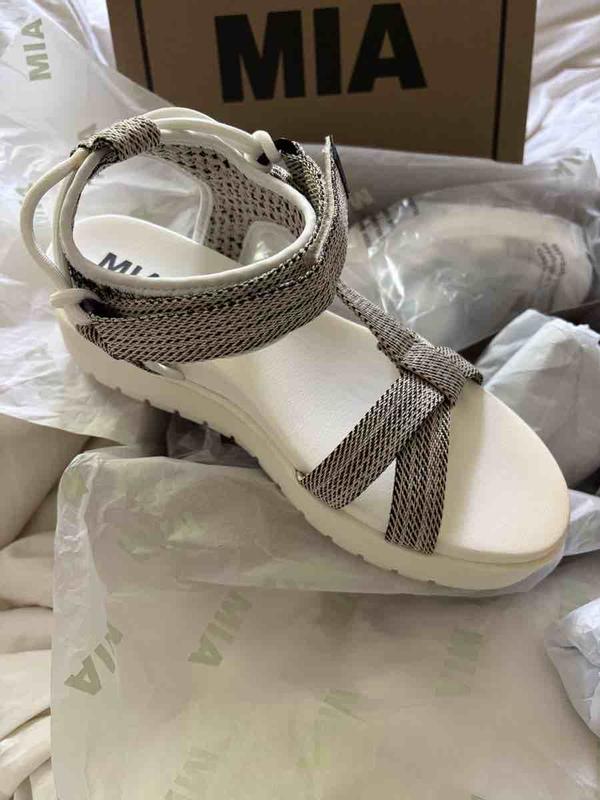 Review Thumbnail Image 2 243138802