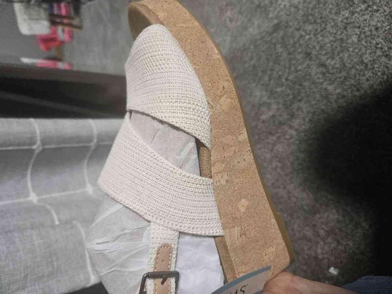 Review Thumbnail Image 0 243538925