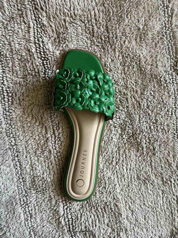 Review Thumbnail Image 0 249072313