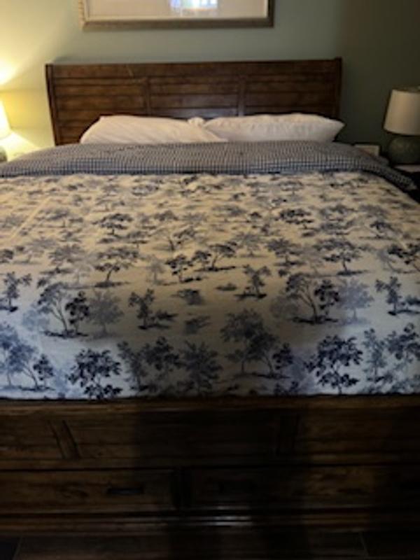 Review Thumbnail Image 0 241813832