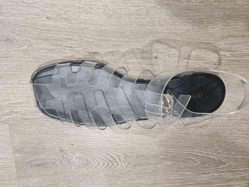 Review Thumbnail Image 0 250432294