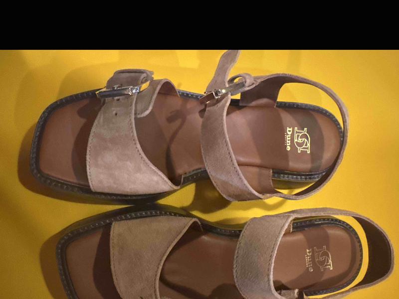 Review Thumbnail Image 0 248298844