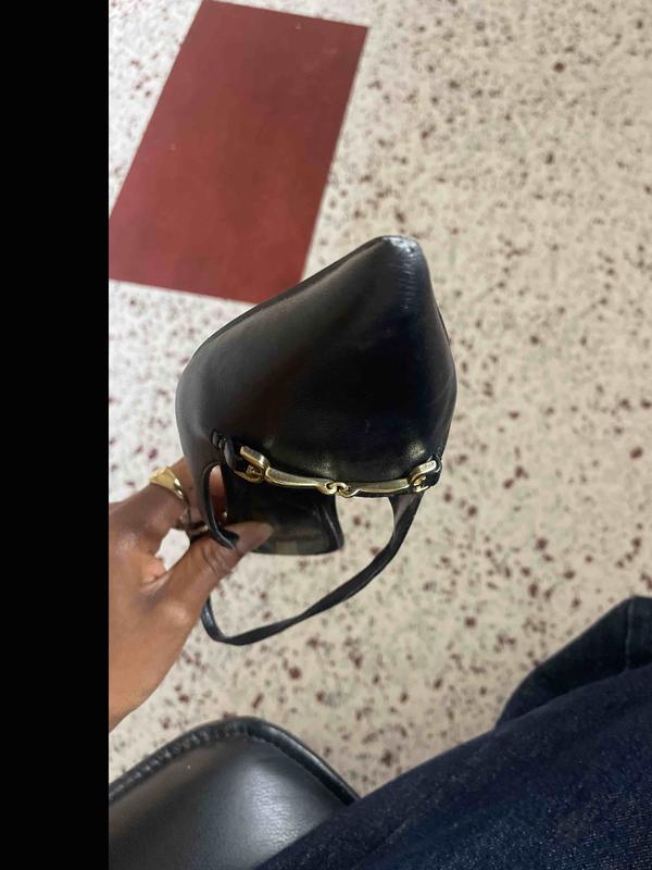Customer photo for "terrible quality"