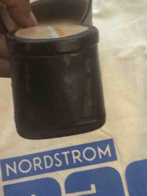 Customer photo for "Very nice shoe but arrived obvoislyused"