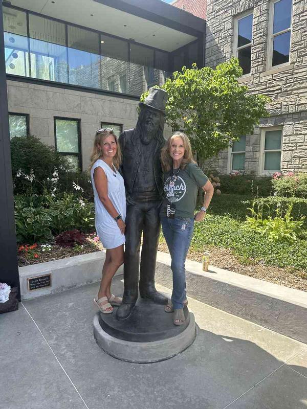 Review Thumbnail Image 0 242957159