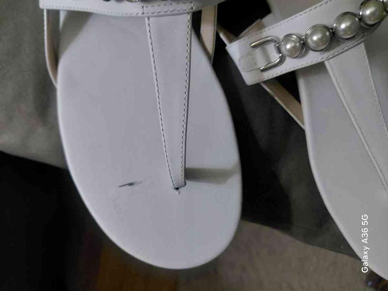 Review Thumbnail Image 1 243552292