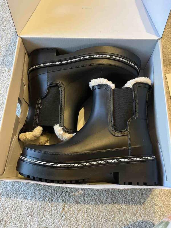 Review Thumbnail Image 0 222344362