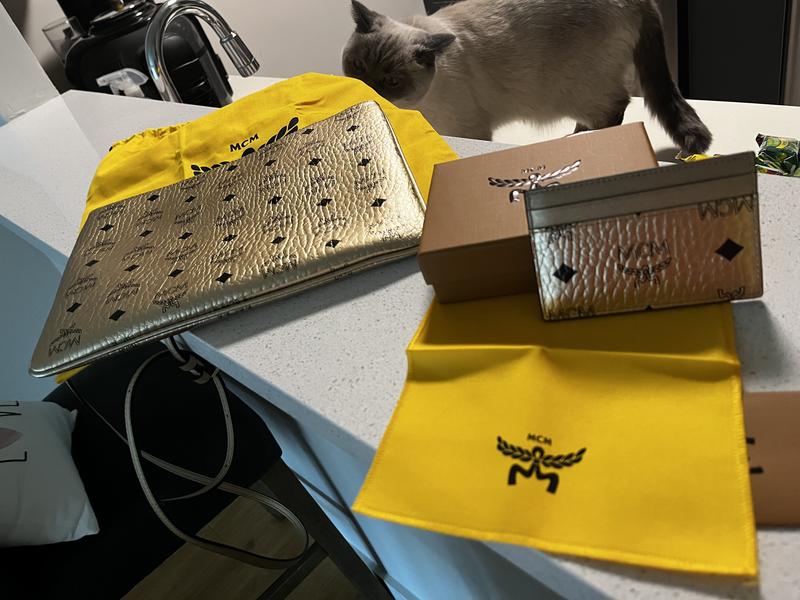 Review Thumbnail Image 0 238784960