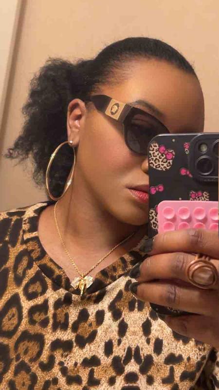 Review Thumbnail Image 0 245978456