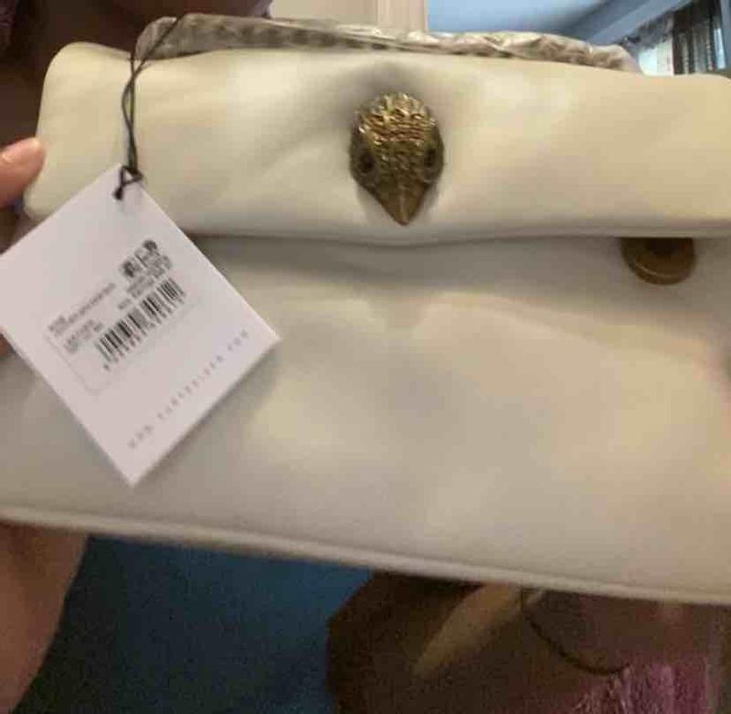 Review Thumbnail Image 0 243761174