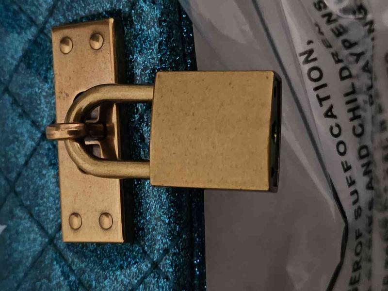 Review Thumbnail Image 0 238405630