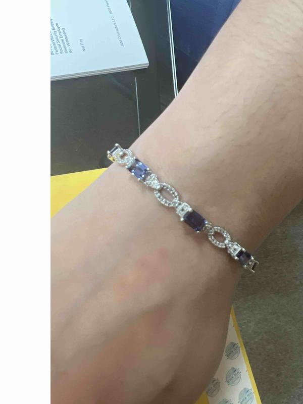 Review Thumbnail Image 0 232335505