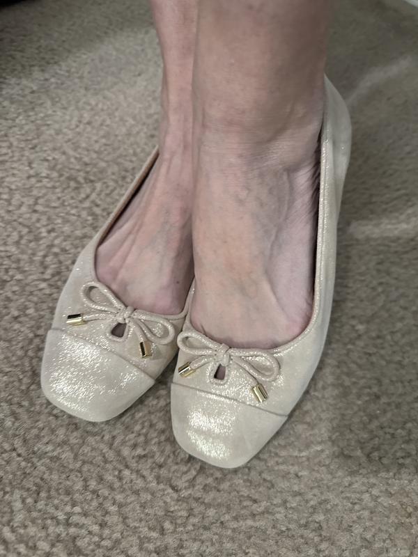 Customer photo for "Super Comfy"