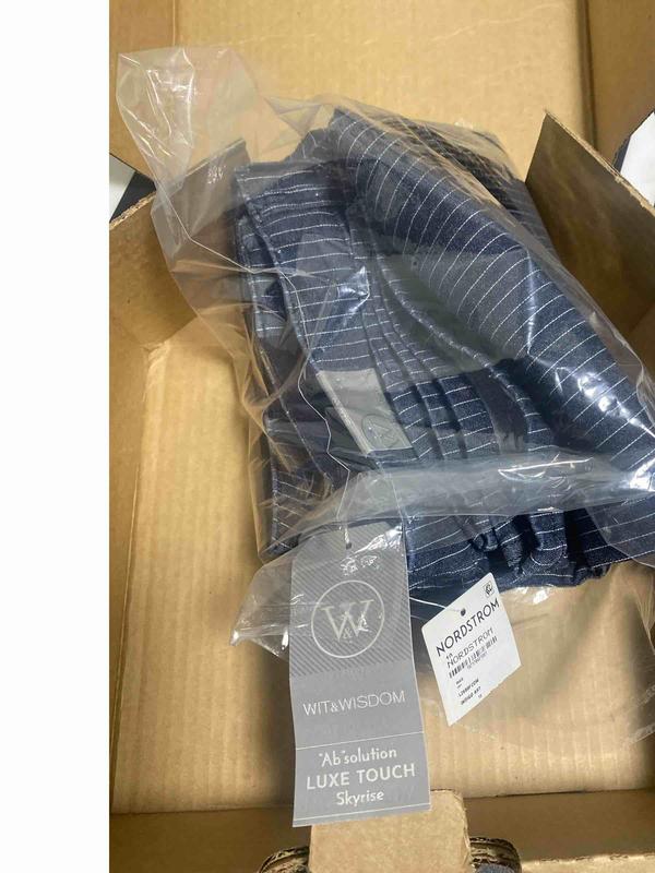 Review Thumbnail Image 0 233571202