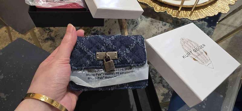 Review Thumbnail Image 0 241351941