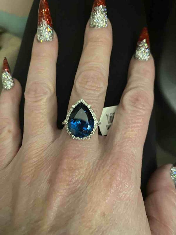 Review Thumbnail Image 0 229795595