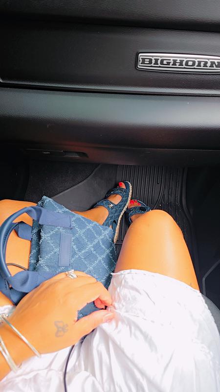 Review Thumbnail Image 0 244917161