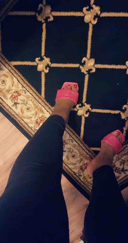 Review Thumbnail Image 2 215282910