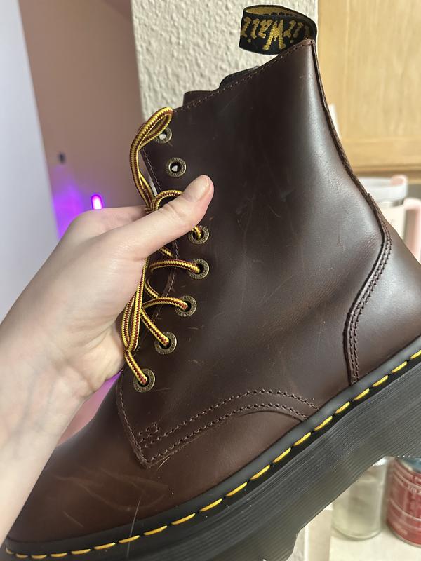 Arrived scratched up very sad