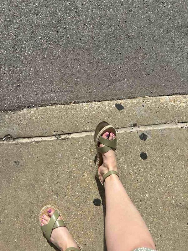 Review Thumbnail Image 0 234427094