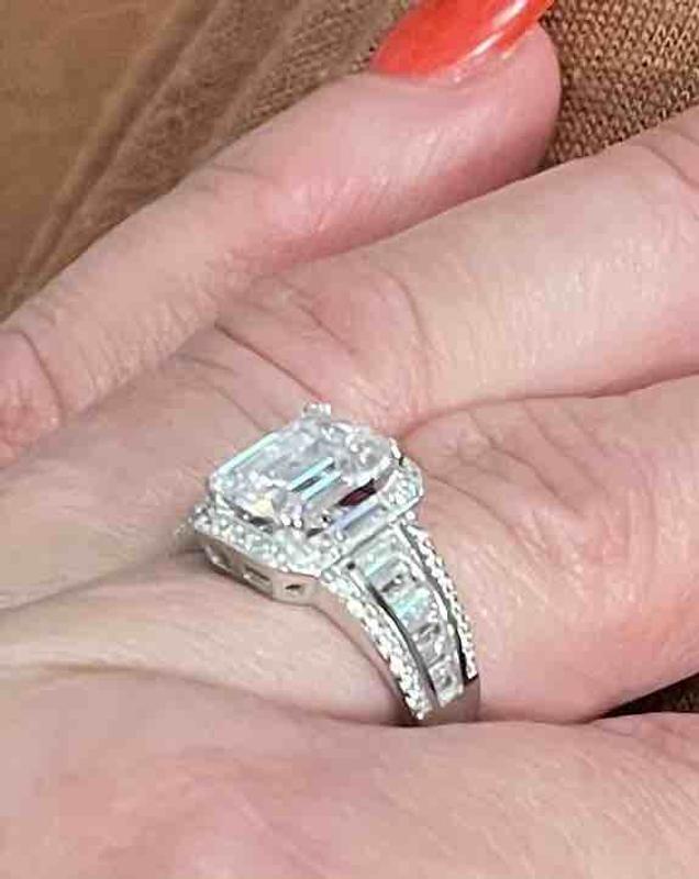 Review Thumbnail Image 3 233843013