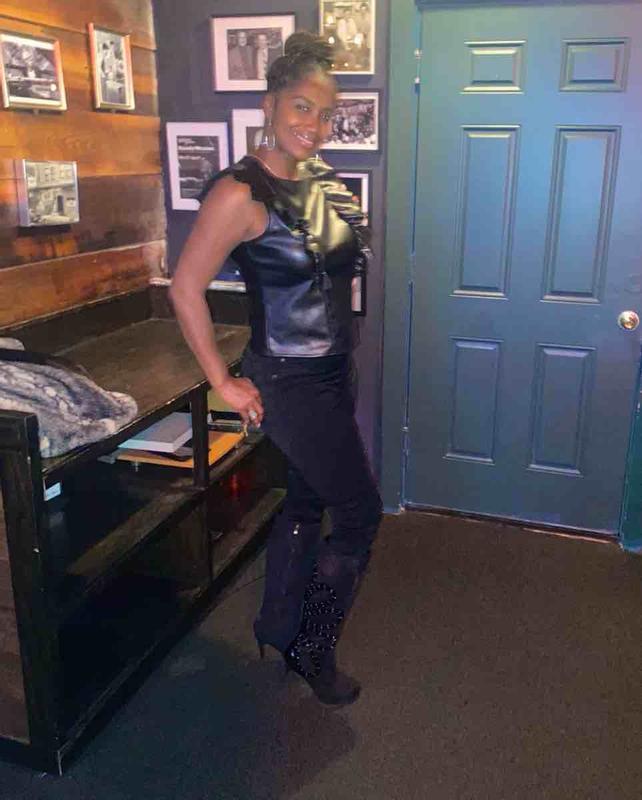 Review Thumbnail Image 0 213923127