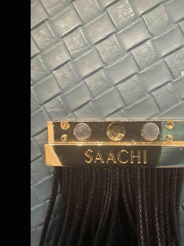 Review Thumbnail Image 0 239487393