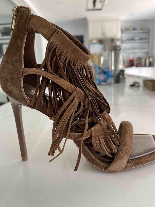 Review Thumbnail Image 2 243876923