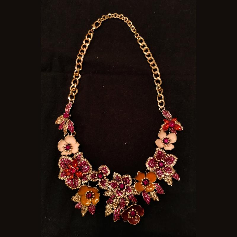 Review Thumbnail Image 0 214950524