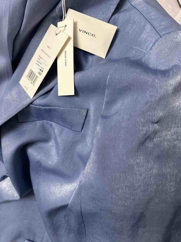 Review Thumbnail Image 0 229886956