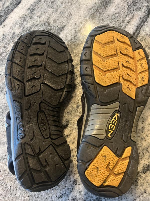 Review Thumbnail Image 0 244001568