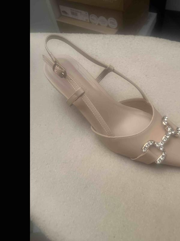 Review Thumbnail Image 0 243555746