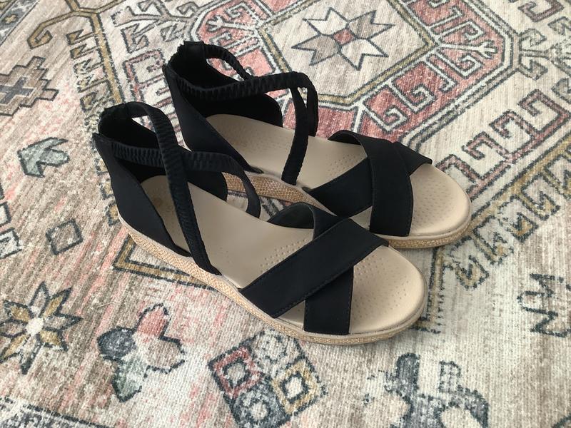 Review Thumbnail Image 0 234731124