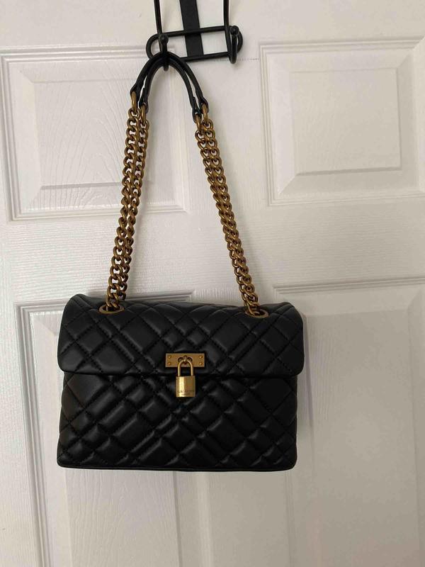 Just like the photos