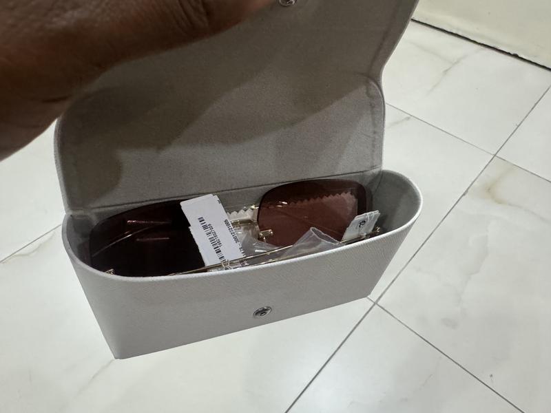 Review Thumbnail Image 1 237802293