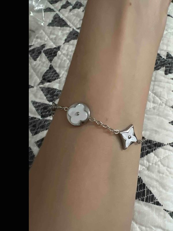 Review Thumbnail Image 0 246000345