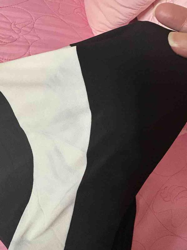 Customer photo for "Stains on the white!"