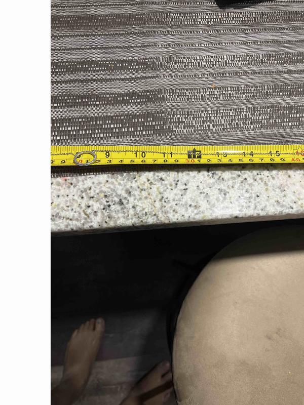 Chain is not 18 inches pendant is small