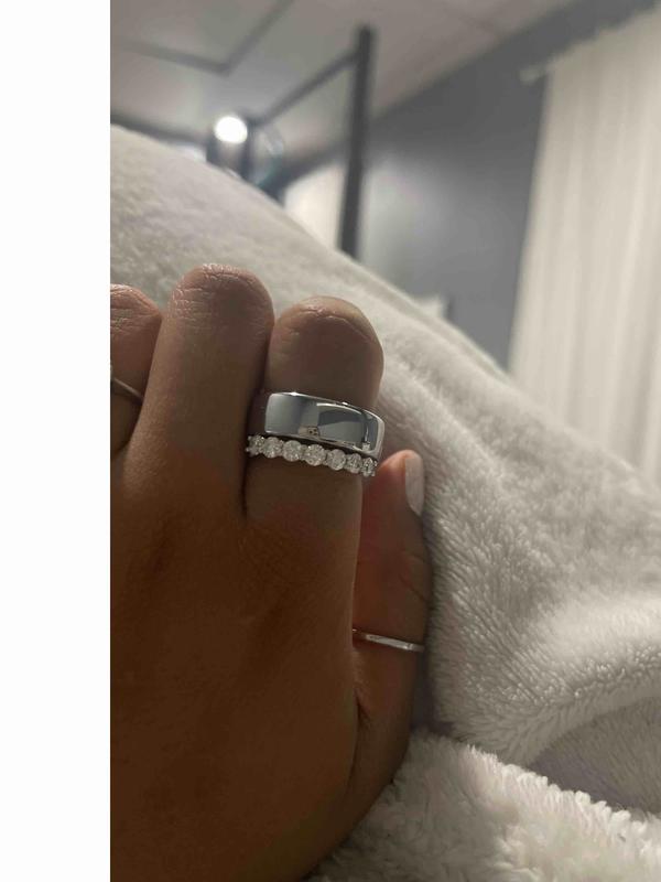 Review Thumbnail Image 0 232715132