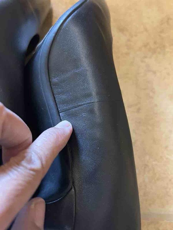 Customer photo for "Deceiving foot bed cushion! Painful!"