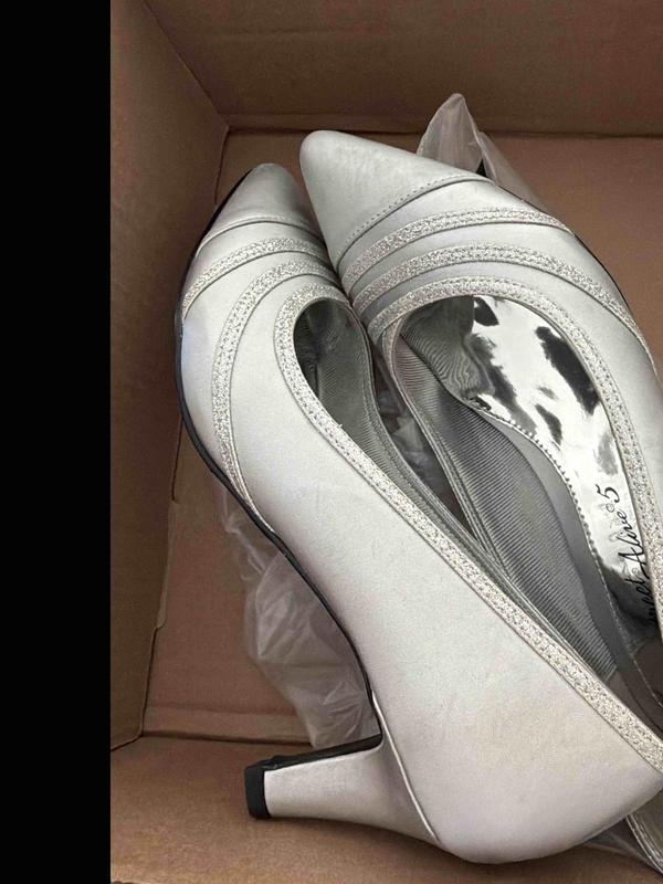 Review Thumbnail Image 0 245149802