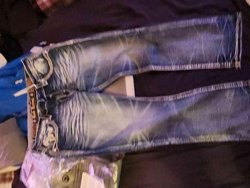 Review Thumbnail Image 1 237961813