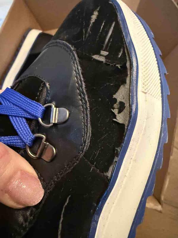 Boots fell apart after 1 hour of indoor wear