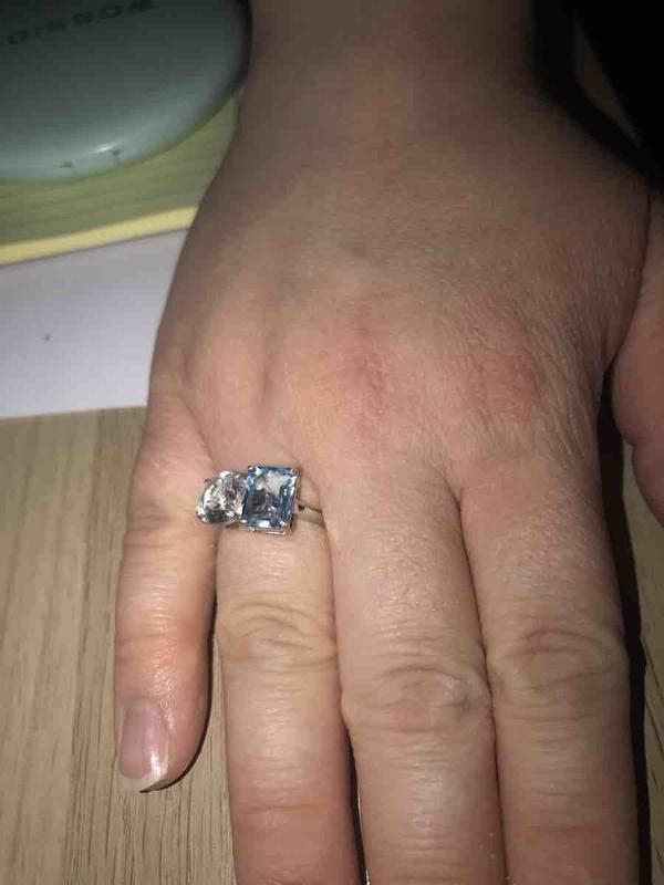 Review Thumbnail Image 0 233854688