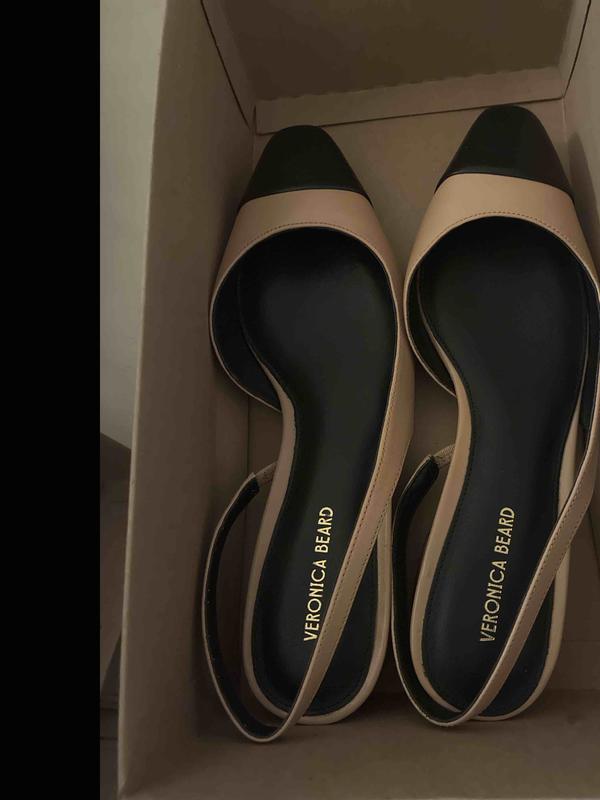 They send the 2 right foot