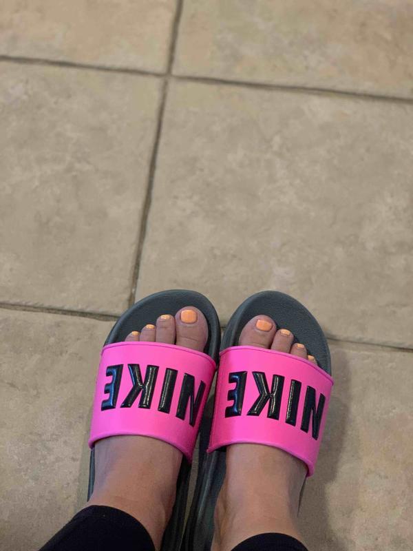 Nordstrom rack hotsell nike slides