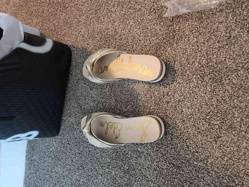 Review Thumbnail Image 0 218648190